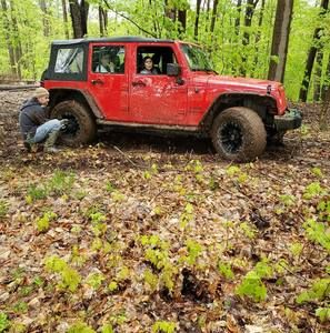 Meet your Posher, Dustin